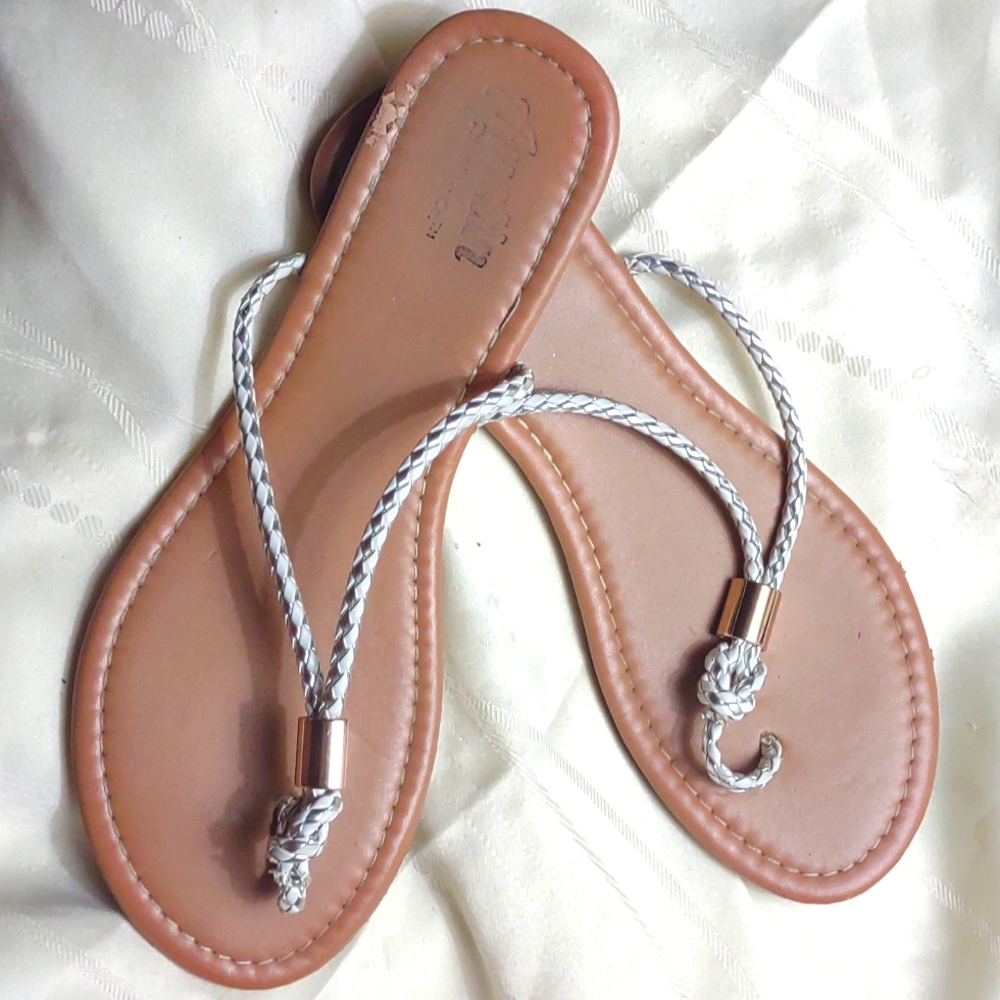 Sandals shoes